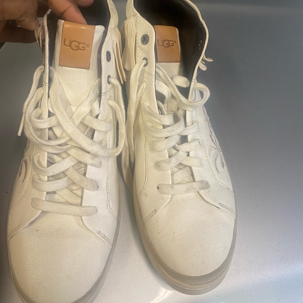 Ugg shoes